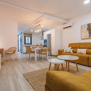  Apartment Family Suits Encantos De Spain