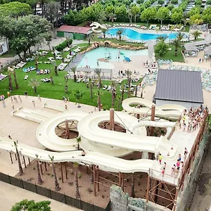 https://camping-valldaro.catalonia-hotels.com